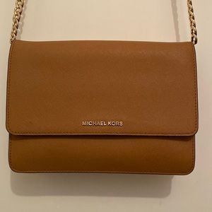 Like new Michael Kors Crossbody